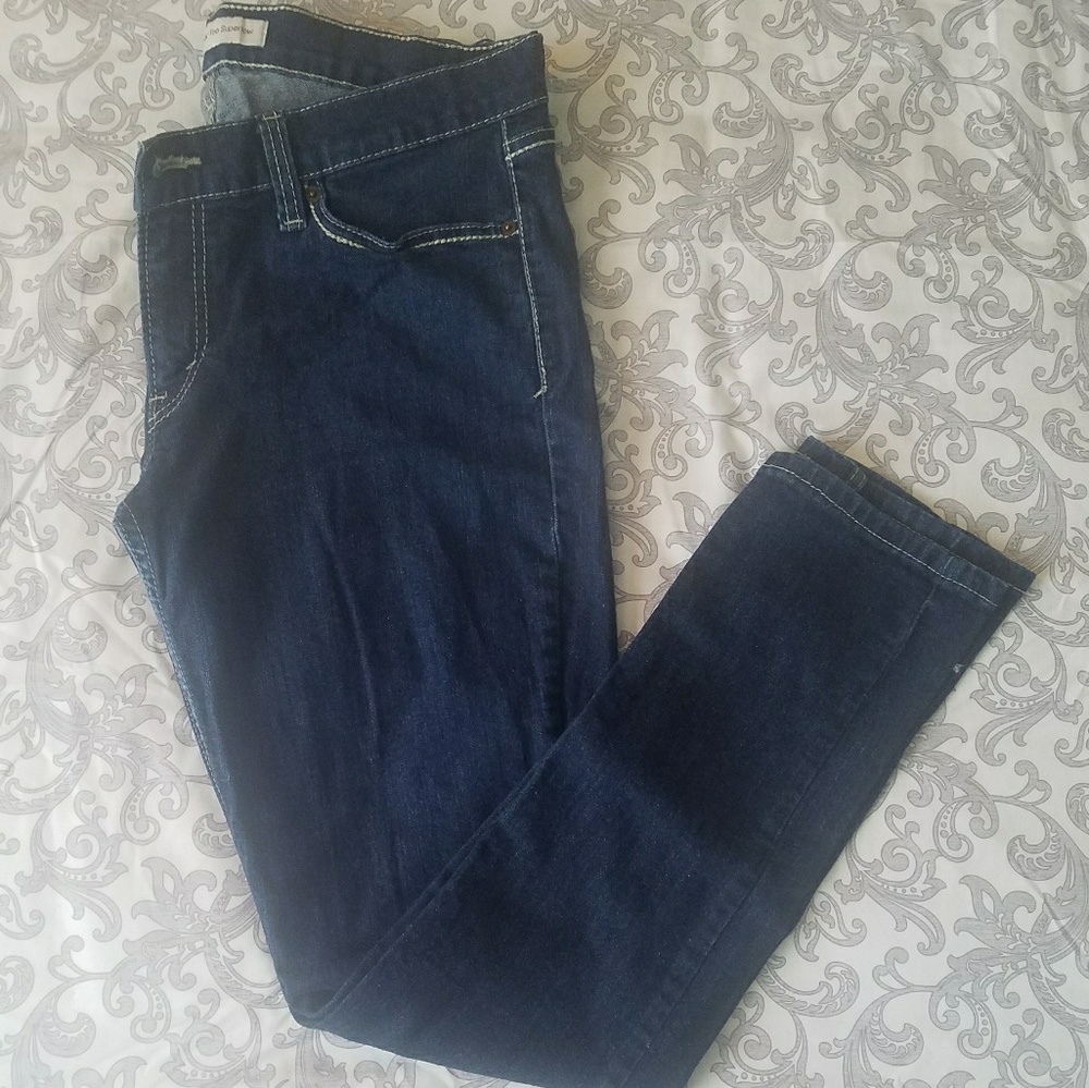 ~JUNIORS SIZE 15 SUPERLOW DARK DENIM LEVI JEANS~